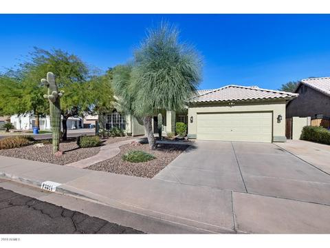 3324 E Sequoia Dr, Phoenix, AZ 85050 photo 3