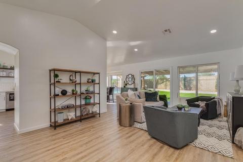 12640 S 40th Pl, Phoenix, AZ 85044 photo 4
