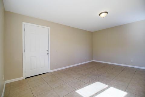1008 S 30th Dr, Phoenix, AZ 85009 photo 11