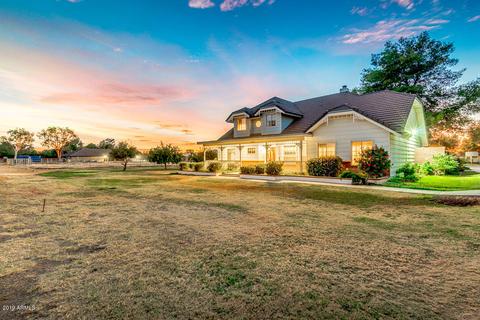 128 S 163rd St, Gilbert, AZ 85296 photo 4