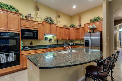 3811 E Crest Ln, Phoenix, AZ 85050 photo 22