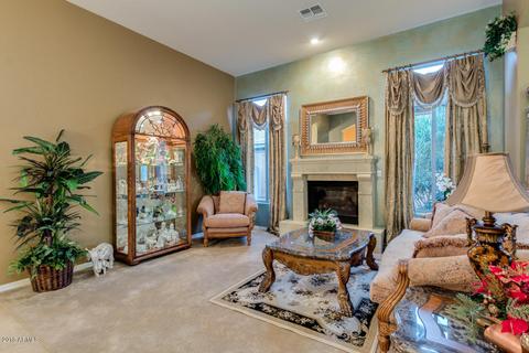 3811 E Crest Ln, Phoenix, AZ 85050 photo 2