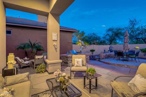 3811 E Crest Ln, Phoenix, AZ 85050 photo 41