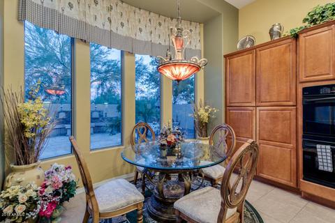 3811 E Crest Ln, Phoenix, AZ 85050 photo 24
