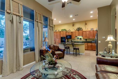 3811 E Crest Ln, Phoenix, AZ 85050 photo 20