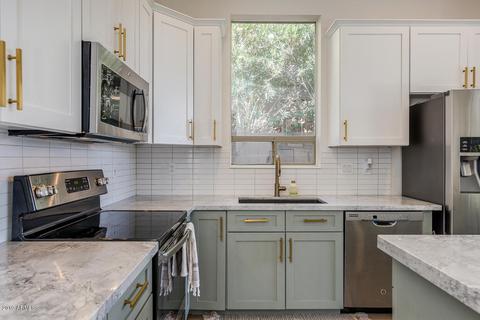 3903 E Cody Ave, Gilbert, AZ 85234 photo 1