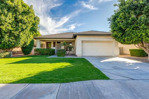 3903 E Cody Ave, Gilbert, AZ 85234 photo 2