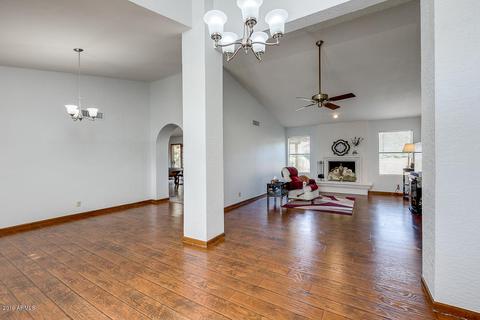 670 E Washington Ave, Gilbert, AZ 85234 photo 3