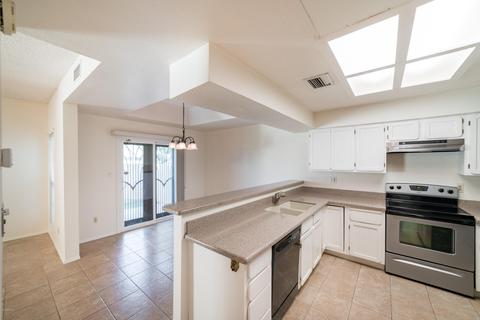 1124 E Rose Ln #6, Phoenix, AZ 85014 photo 12