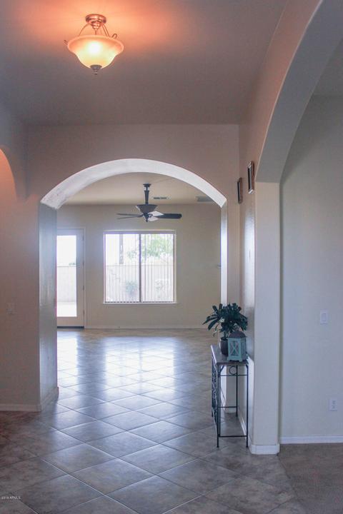 901 E Frances Ln, Gilbert, AZ 85295 photo 13