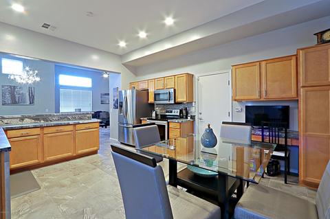 3827 E Pollack St, Phoenix, AZ 85042 photo 8