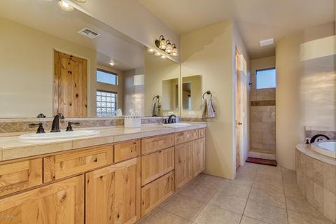 40230 N 2nd Dr, Phoenix, AZ 85086 photo 13