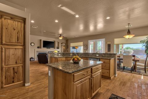 6741 S Seneca Ct, Gilbert, AZ 85298 photo 15