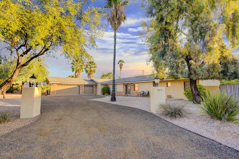 4614 E Waltann Ln, Phoenix, AZ 85032 photo 4