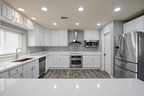 4614 E Waltann Ln, Phoenix, AZ 85032 photo 6