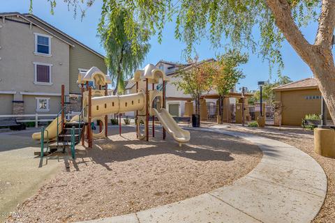 446 N Alder Ct, Gilbert, AZ 85233 photo 25