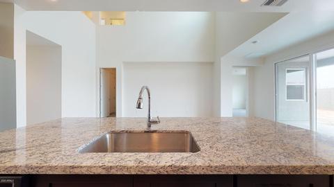 7507 S 23rd Dr, Phoenix, AZ 85041 photo 9