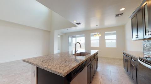 7507 S 23rd Dr, Phoenix, AZ 85041 photo 10