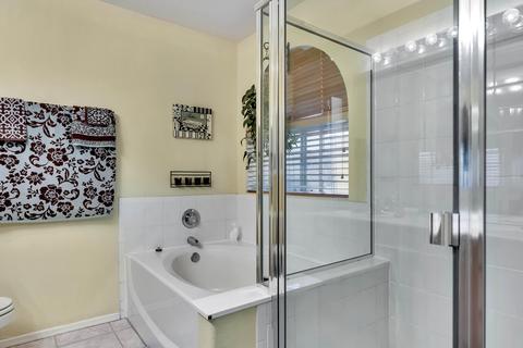 3340 E Kelton Ln, Phoenix, AZ 85032 photo 12