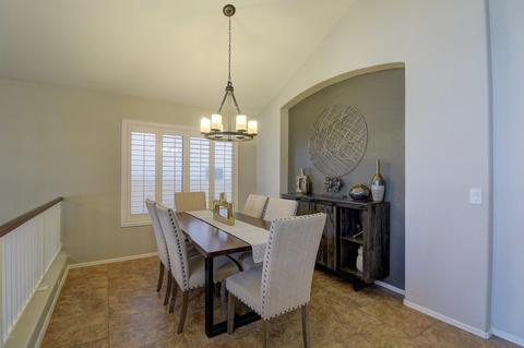 527 W Johnson Dr, Gilbert, AZ 85233 photo 4