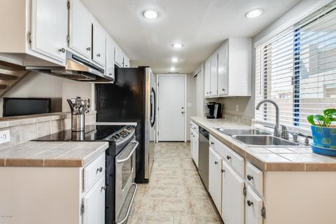 723 E North Ln #3, Phoenix, AZ 85020 photo 9