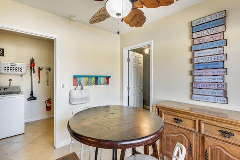 2820 E Laurel Ln, Phoenix, AZ 85028 photo 17