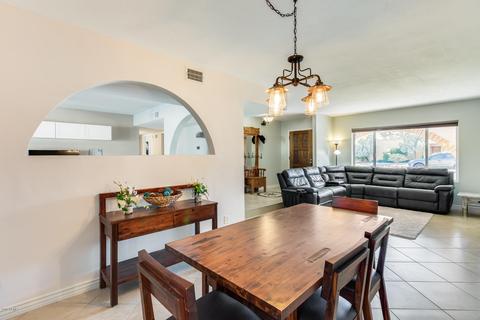 2820 E Laurel Ln, Phoenix, AZ 85028 photo 10