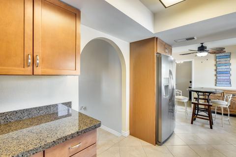 2820 E Laurel Ln, Phoenix, AZ 85028 photo 12
