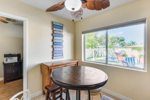2820 E Laurel Ln, Phoenix, AZ 85028 photo 16