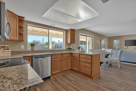 4621 E Sunrise Dr, Phoenix, AZ 85044 photo 9