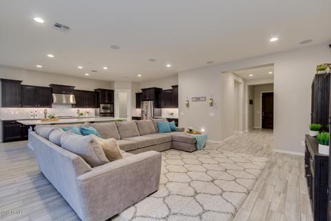 1421 E Beth Dr, Phoenix, AZ 85042 photo 10