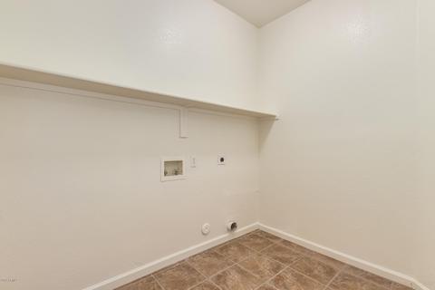 127 E Constitution Ct, Gilbert, AZ 85296 photo 14