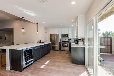 1022 E Wagon Wheel Dr, Phoenix, AZ 85020 photo 2
