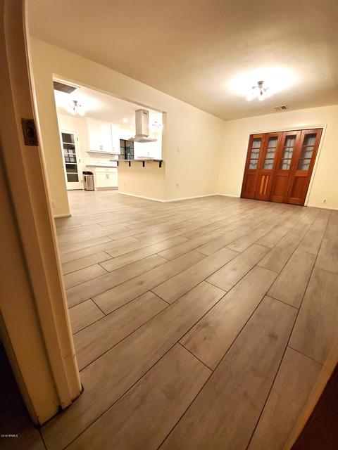 2135 E Clarendon Ave, Phoenix, AZ 85016 photo 6