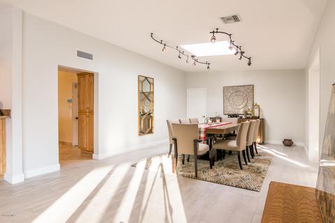 31 E Kaler Dr, Phoenix, AZ 85020 photo 5
