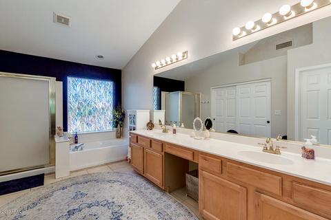 4300 E Desert Ln, Gilbert, AZ 85234 photo 23