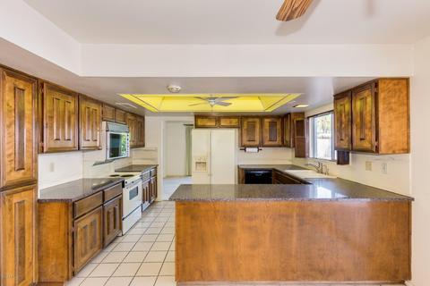 102 E Calavar Rd, Phoenix, AZ 85022 photo 18