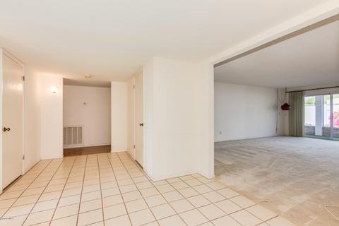 102 E Calavar Rd, Phoenix, AZ 85022 photo 6