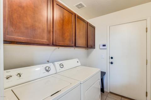 2105 E Fraktur Rd, Phoenix, AZ 85040 photo 4