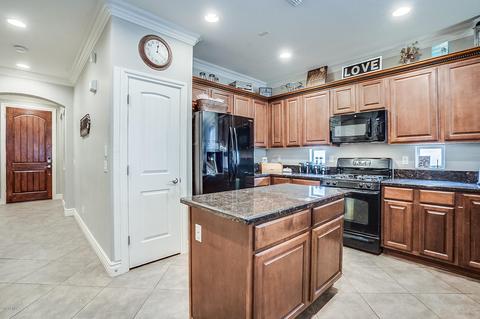 3329 E Ravenswood Dr, Gilbert, AZ 85298 photo 8