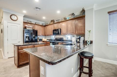 3329 E Ravenswood Dr, Gilbert, AZ 85298 photo 9