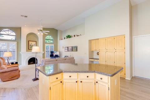 1238 W Iris Dr, Gilbert, AZ 85233 photo 11