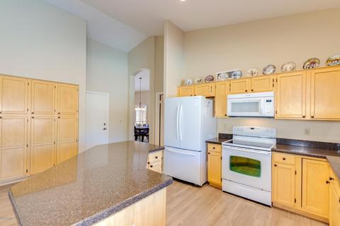 1238 W Iris Dr, Gilbert, AZ 85233 photo 10