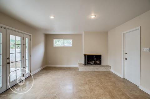 221 E Cairo Dr, Tempe, AZ 85282 photo 3