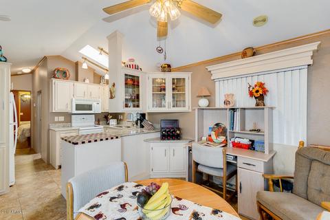 2318 S Walla Walla Cir, Apache Junction, AZ 85119 photo 11