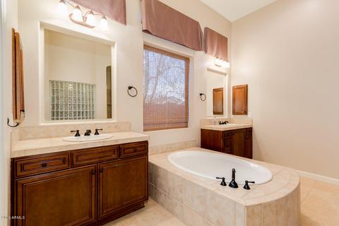 8062 E Teton Cir, Mesa, AZ 85207 photo 32