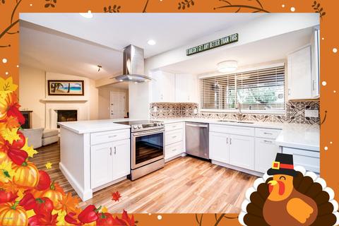 4302 E Karen Dr, Phoenix, AZ 85032 photo 1