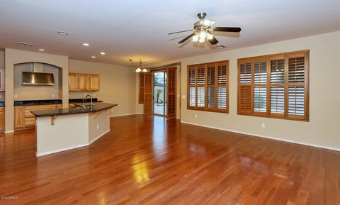 7121 W Getty Dr, Phoenix, AZ 85043 photo 5