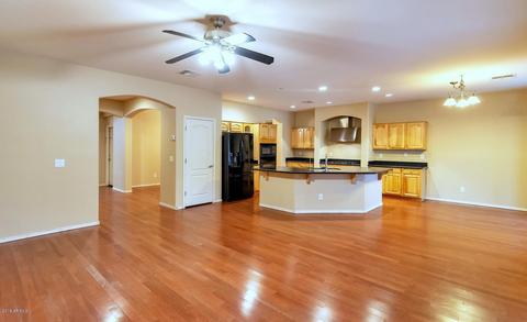 7121 W Getty Dr, Phoenix, AZ 85043 photo 3