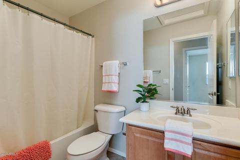 5863 S Simple Way, Gilbert, AZ 85298 photo 4